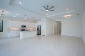 5576 Captiva Ln in Westlake, FL - Building Photo - Building Photo