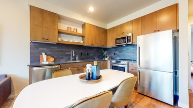 Beautifully finished apartments in N Portl... in Portland, OR - Building Photo - Building Photo