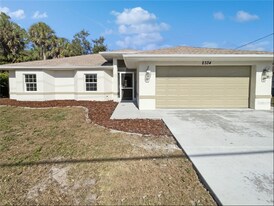 2334 W Price Blvd in North Port, FL - Building Photo