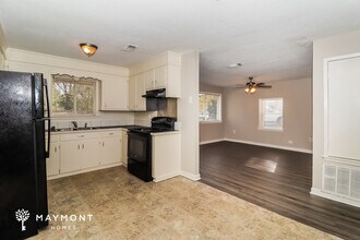 421 Monica Ln in Pearl, MS - Foto de edificio - Building Photo