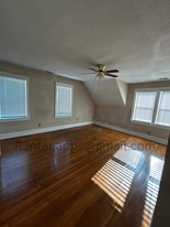 622.5 S Locust St in Ottawa, KS - Building Photo