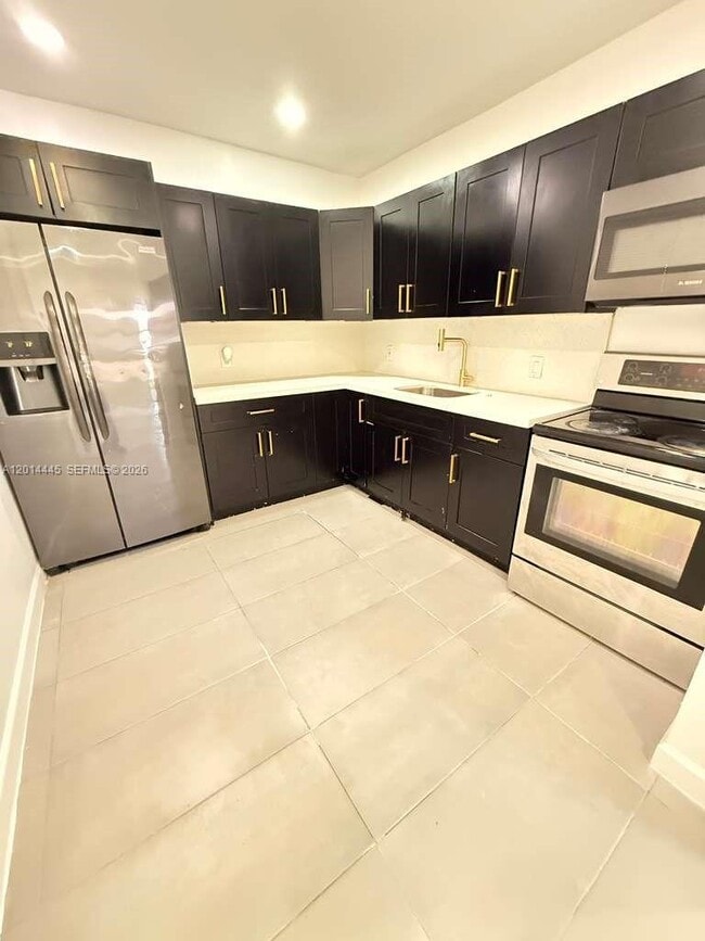 504 NW 15th Ave in Fort Lauderdale, FL - Building Photo - Building Photo