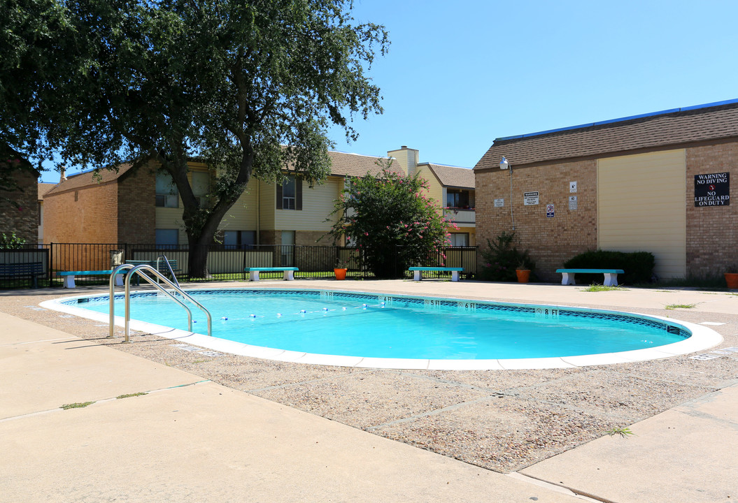 Arise Carrollton in Carrollton, TX - Foto de edificio