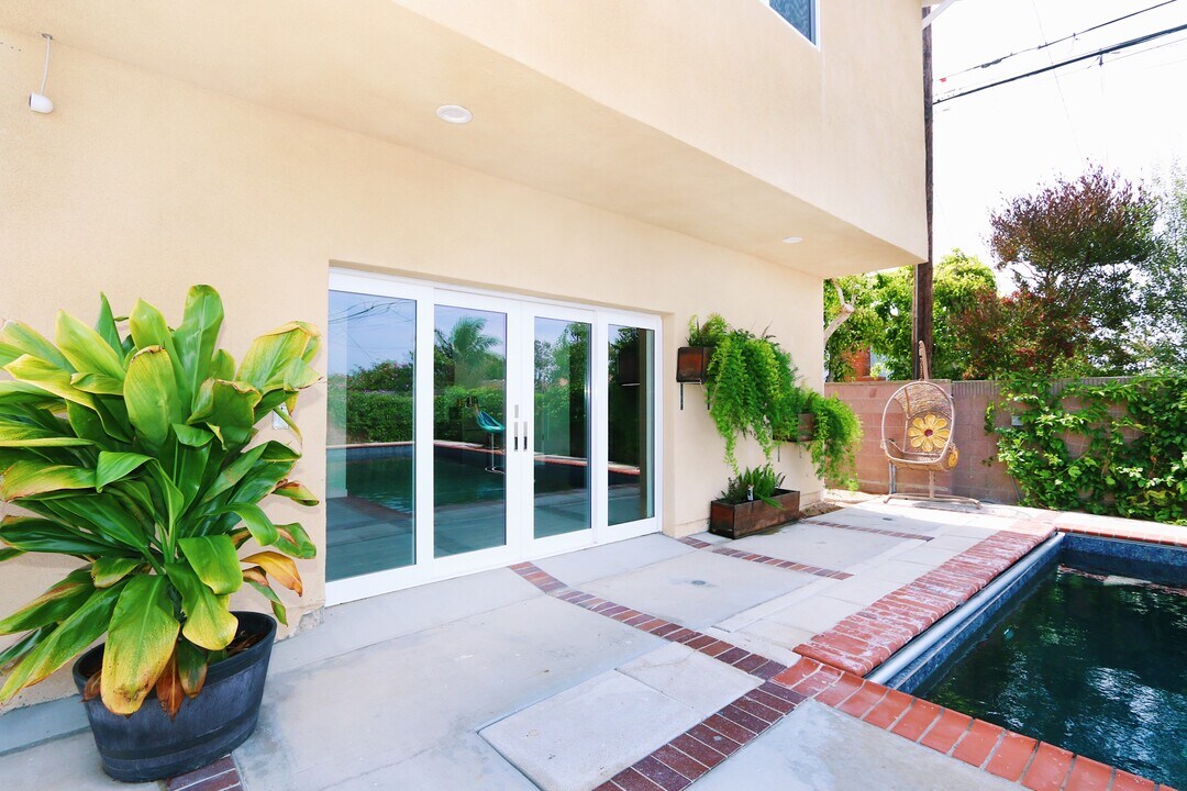4814 Torrance Blvd, Unit 1 in Torrance, CA - Foto de edificio