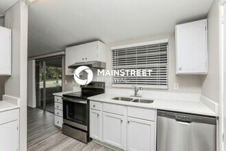 1 Estrella Rd in Debary, FL - Building Photo - Building Photo