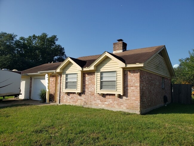 property at 13014 Maxim Dr