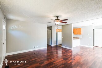 158 Timberlake Dr in Hendersonville, TN - Foto de edificio - Building Photo