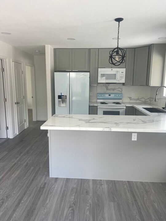 1320 Mokapu Blvd, Unit ADU in Kailua, HI - Building Photo