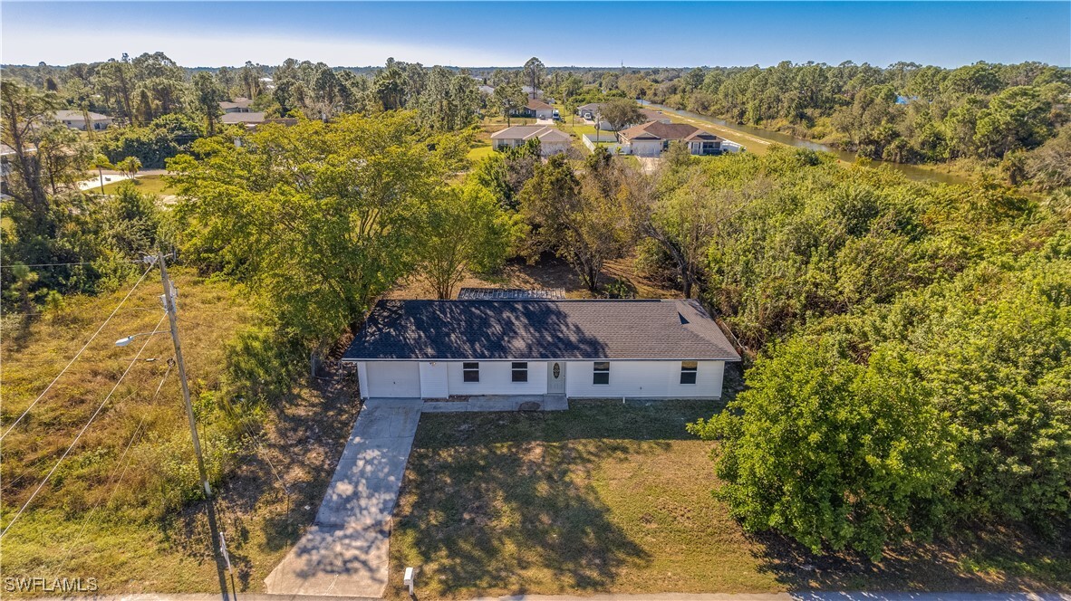 3619 1st St SW in Lehigh Acres, FL - Building Photo