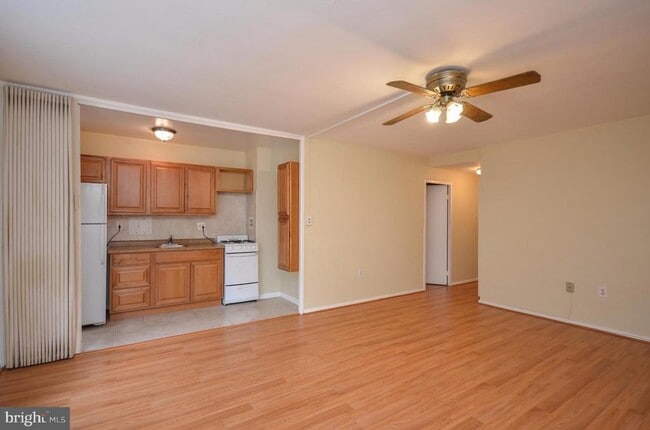 4100 W St NW in Washington, DC - Building Photo - Building Photo