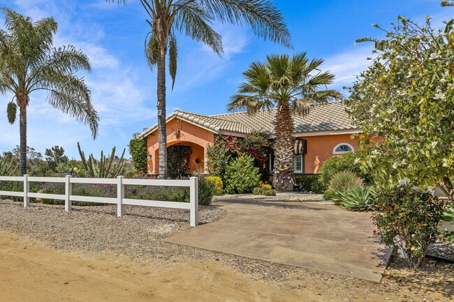 15830 Rawhide Ln in Riverside, CA - Building Photo - Building Photo