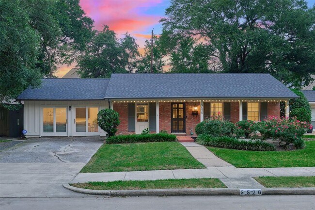 5526 Lincrest Ln in Houston, TX - Building Photo - Building Photo