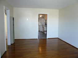 8513 Wiley Post Ave, Unit 8513 in Los Angeles, CA - Foto de edificio - Building Photo