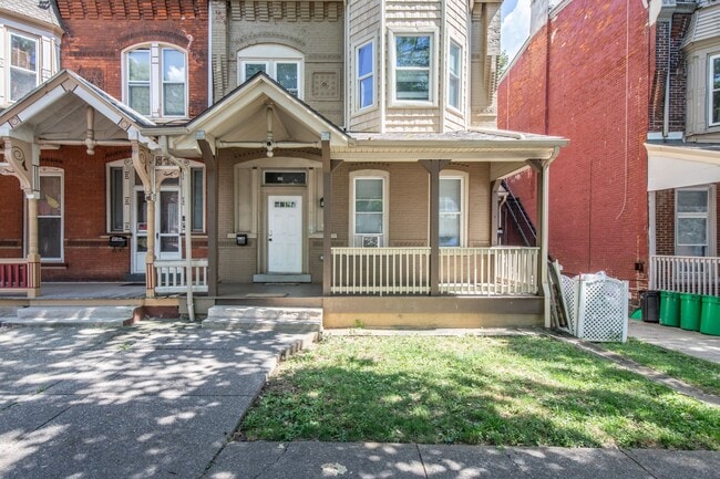 property at 219-221-221 N 4th St