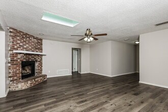 2412 Balsamwood Ct in Orange Park, FL - Building Photo - Building Photo