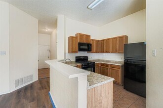 1609 Honeysuckle Ln in Round Rock, TX - Building Photo - Building Photo