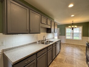 145 Broadleaf Dr in Jacksonville, NC - Building Photo - Building Photo