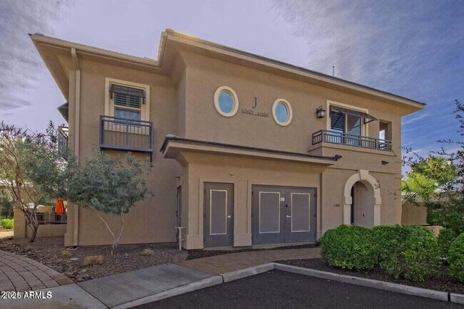 6565 E Thomas Rd in Scottsdale, AZ - Building Photo - Building Photo