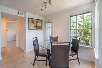 1050 Crystal P Way in Delray Beach, FL - Building Photo - Building Photo