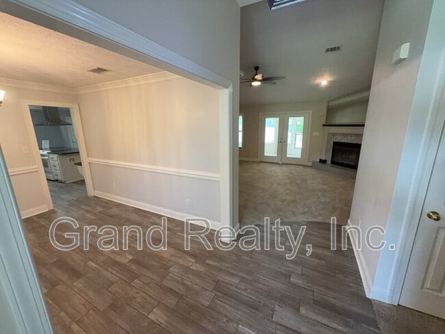 5212 Jim Dandy Ln in Pace, FL - Foto de edificio - Building Photo