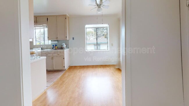 281 Pine Ave in Pacific Grove, CA - Building Photo - Building Photo