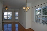 333 Montclaire Ln in West Columbia, SC - Building Photo - Building Photo