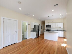 10 Sacramento Pl, Unit 3 in Cambridge, MA - Building Photo - Building Photo