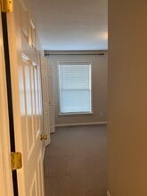 4820 Westmar Ter, Unit #2 in Louisville, KY - Foto de edificio - Building Photo