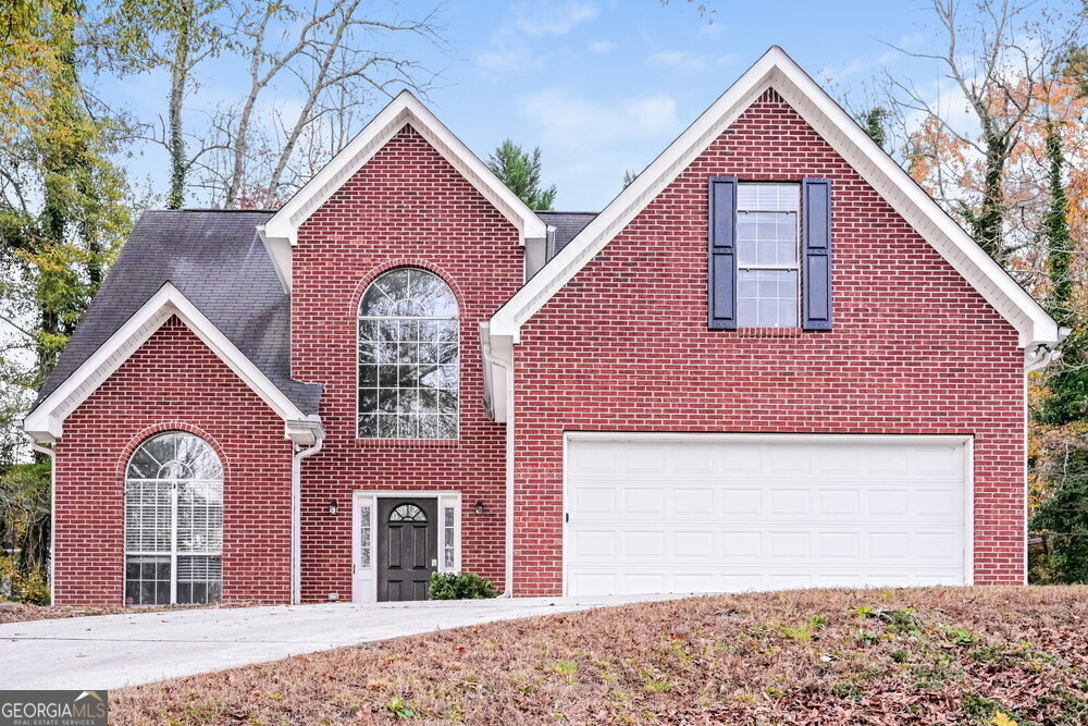 2337 Reeves Creek Rd in Jonesboro, GA - Foto de edificio
