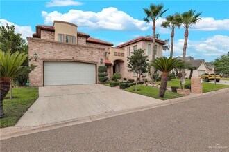 2013 Sabinal St in Mission, TX - Building Photo - Building Photo
