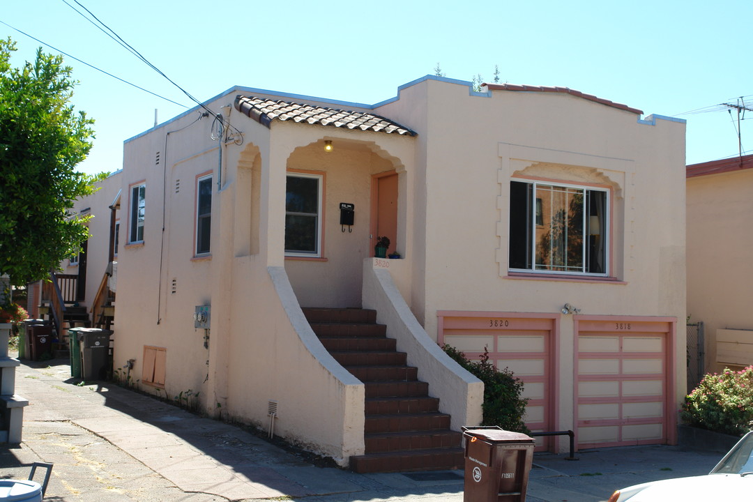 3818-3820 Shafter Ave in Oakland, CA - Building Photo