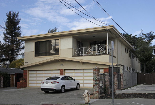 3300 Brookdale Ave in Oakland, CA - Building Photo - Building Photo