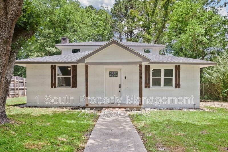 3201 Lees Ln in Mobile, AL - Foto de edificio