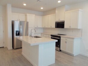 180 Freeport Vw Pl in Henderson, NV - Building Photo - Building Photo