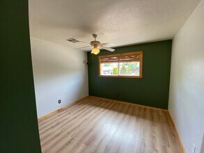 3302 N Alta Vista Dr in Flagstaff, AZ - Building Photo - Building Photo