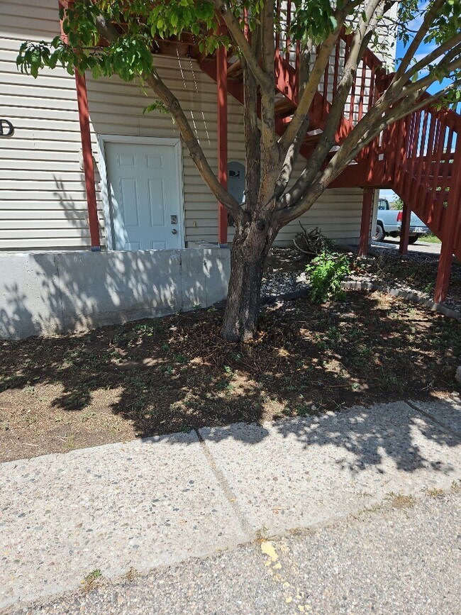 property at 210 Country West Rd