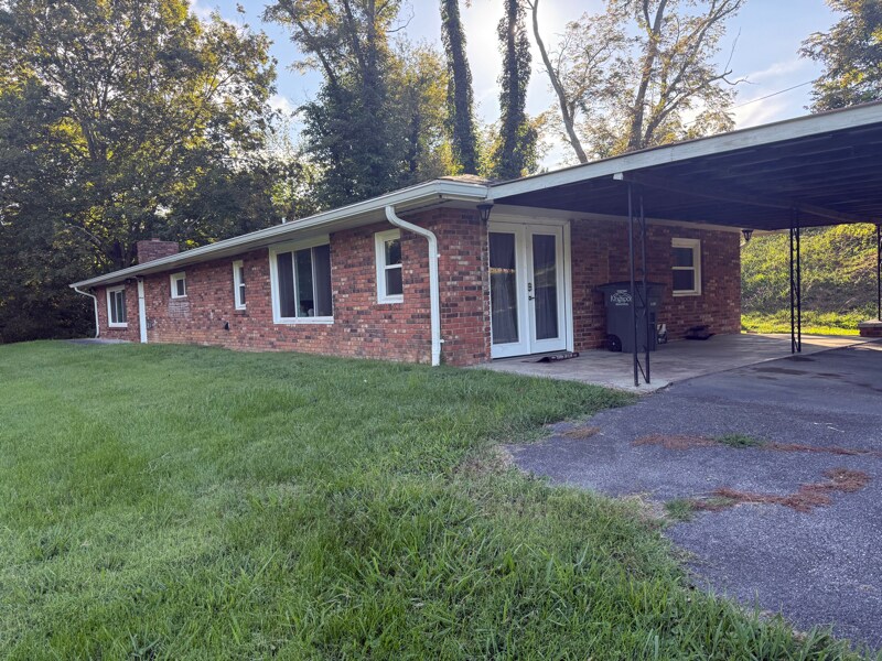 229 Galloway Rd in Kingsport, TN - Building Photo