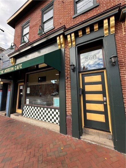 860 Western Ave in Pittsburgh, PA - Foto de edificio - Building Photo