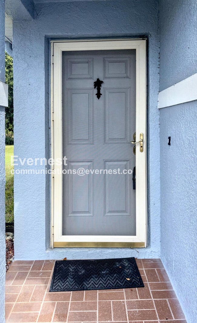 property at 2926 Walnut Grove Ct