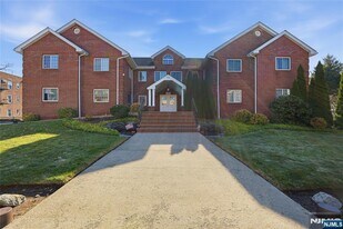 199 Union St in Rutherford, NJ - Building Photo