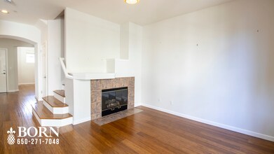 601 Baltic Cir in Redwood City, CA - Building Photo - Building Photo