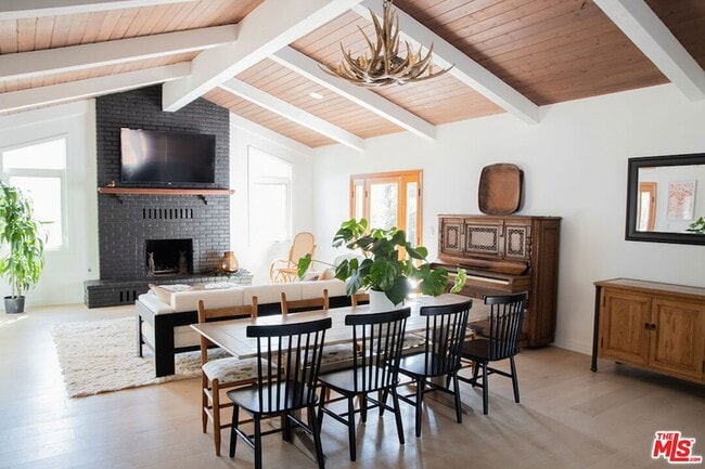 1420 Cuyama Rd in Ojai, CA - Building Photo - Building Photo