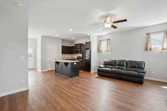 318 N Fisher St in Raleigh, NC - Building Photo - Building Photo