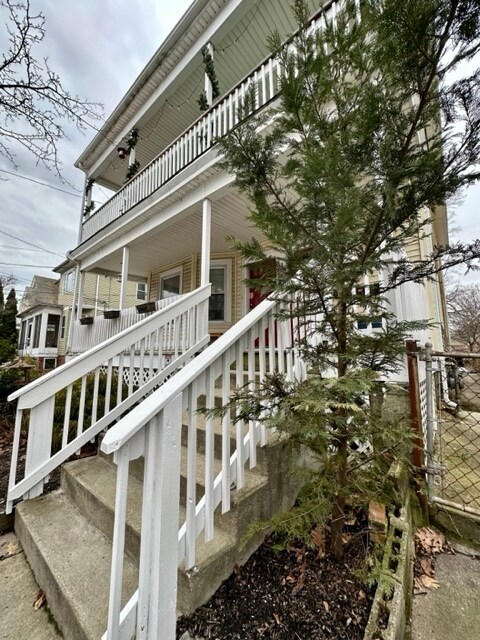 1003 Narragansett Blvd in Providence, RI - Building Photo - Building Photo