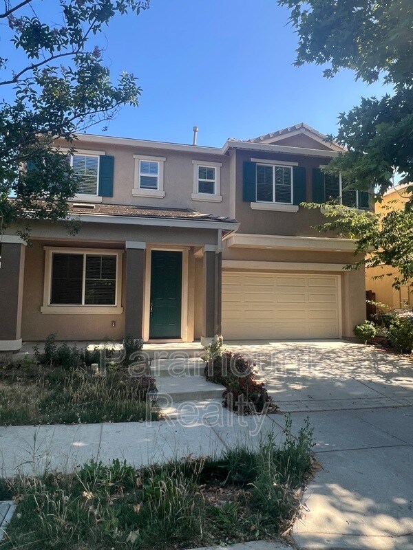 2321 Blue Ridge Ave in Brentwood, CA - Building Photo - Building Photo