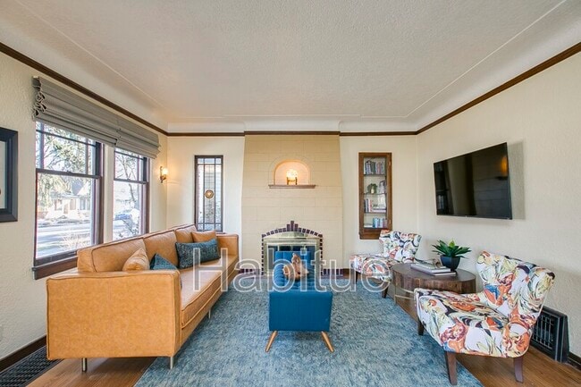 property at 1617 N 12th St