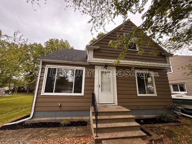 property at 405 Niagara Rd