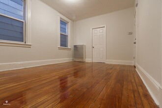 43 W 26th St in Bayonne, NJ - Building Photo - Building Photo