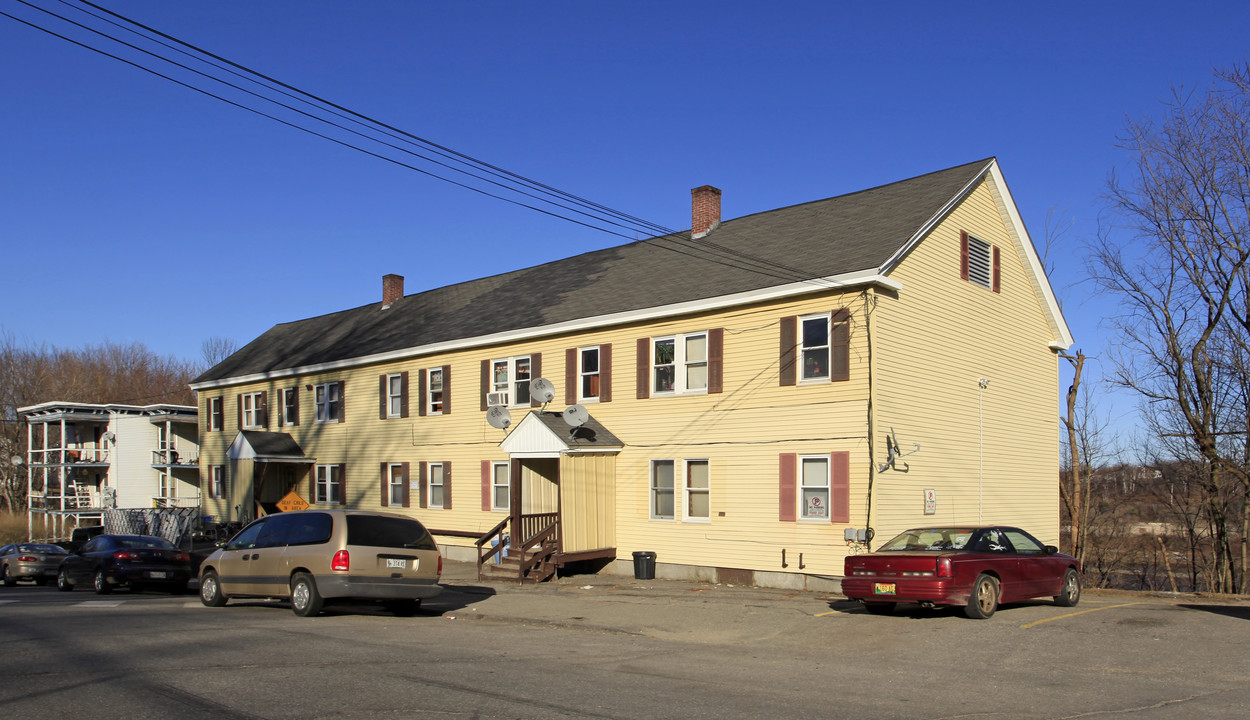 41 Washington St in Augusta, ME - Building Photo