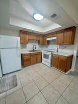 337 SE 12th Ave in Pompano Beach, FL - Building Photo